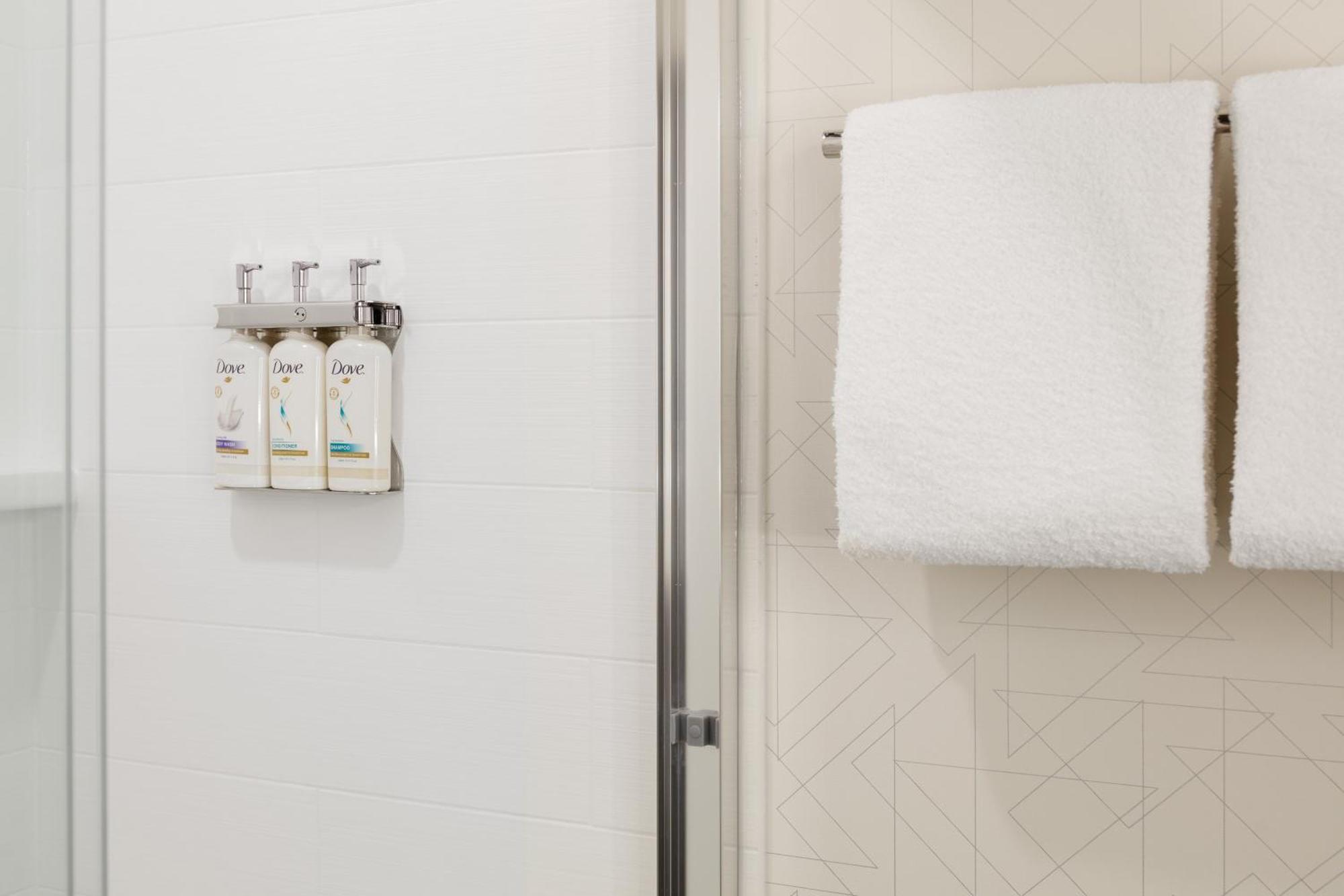 Holiday Inn Express & Suites Chicago - Matteson By Ihg Ngoại thất bức ảnh