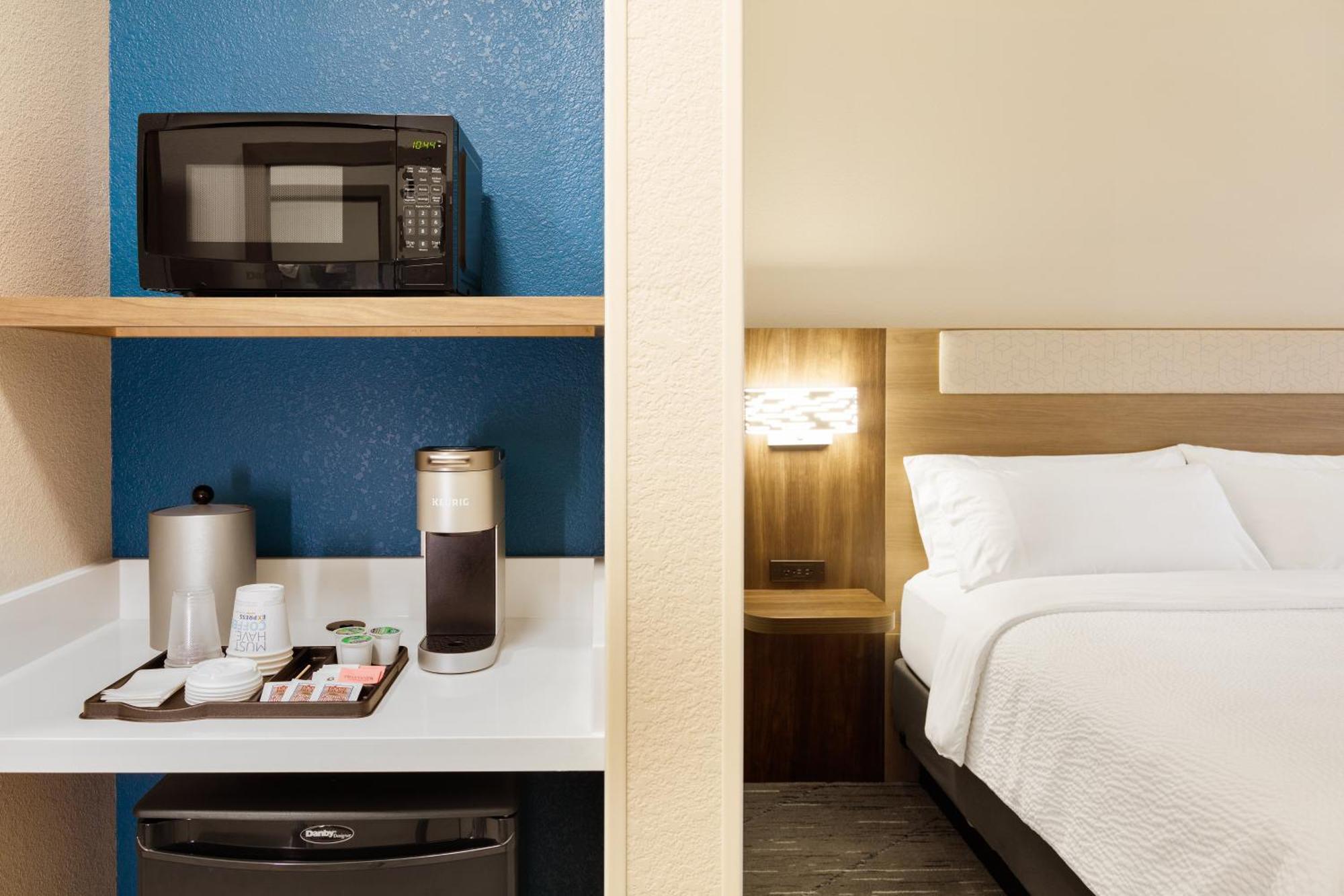 Holiday Inn Express & Suites Chicago - Matteson By Ihg Ngoại thất bức ảnh